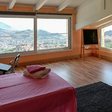 Prázdninový dům 2 Bedroom Stunning In Imperia