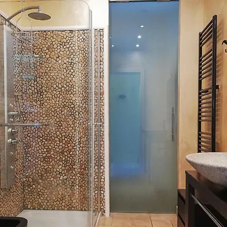2 Bedroom Stunning In Prázdninový dům